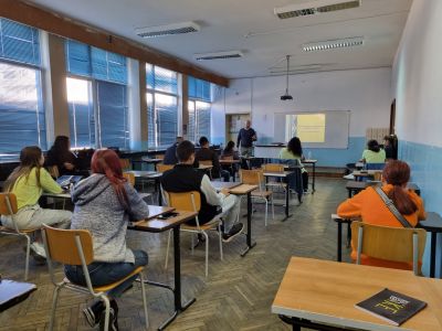 Открит урок по литература 2